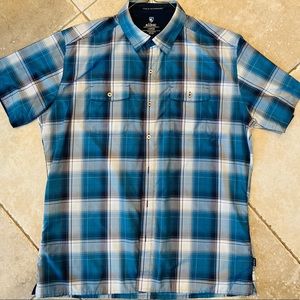 Men’s Kuhl large button down shirt.